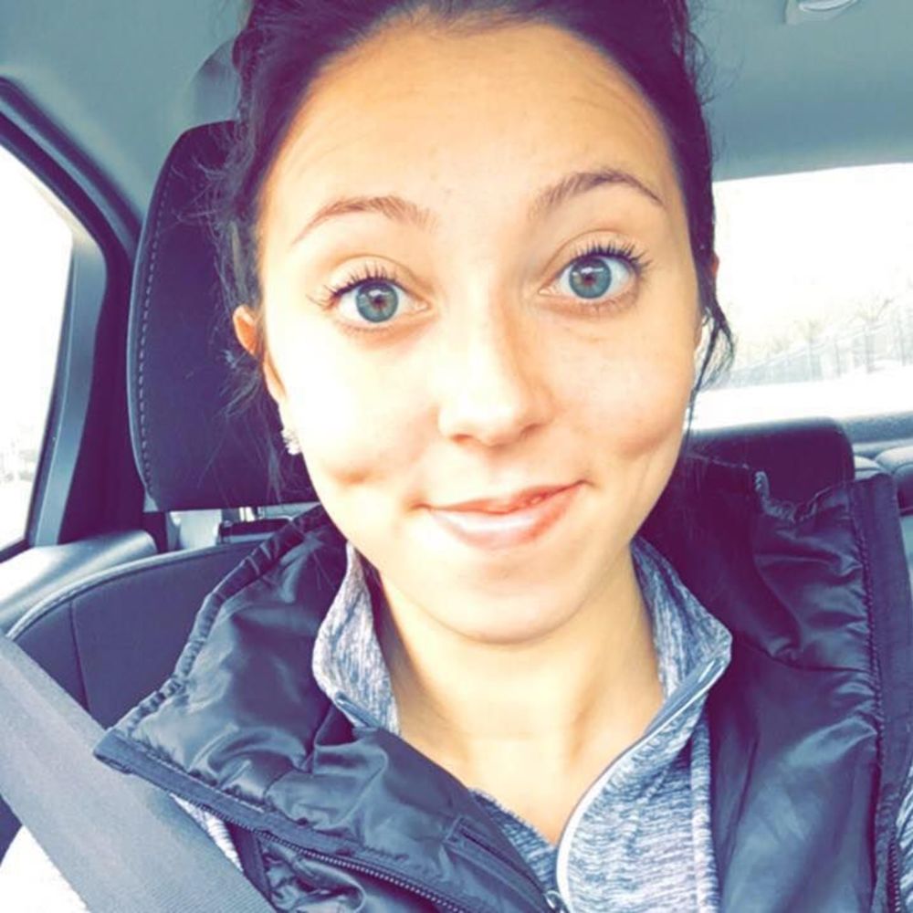 Meet your Posher, Courtney